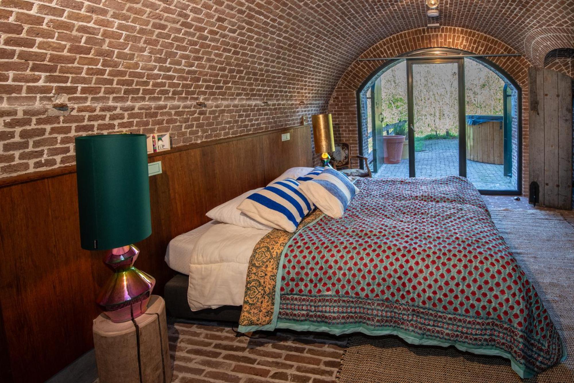 Fort Vuren Bagian luar foto
